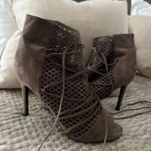 Elegant Brown Lace-Up Heeled Boots